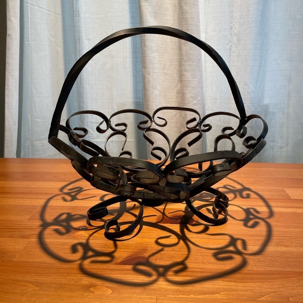 Vtg Black Wrought Iron Metal Scroll Fruit Bowl Magazine Rack Handled Black